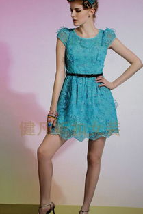 精品女装库存与外贸尾货批发的商机与策略